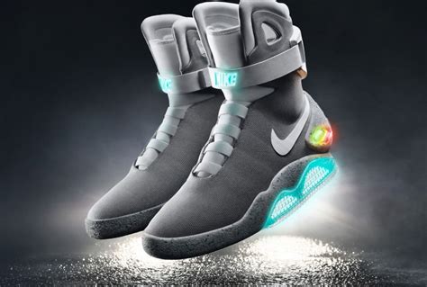 zelfstrikkende schoenen nike